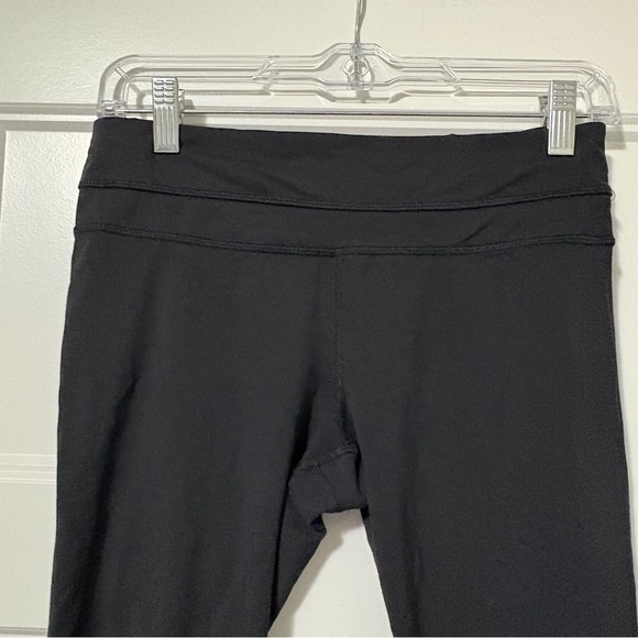 Lululemon Inspire Crop II Black (6) - Picture 12 of 13